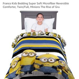 Kids Minions Bedding full Comforter - Blue and Yellow